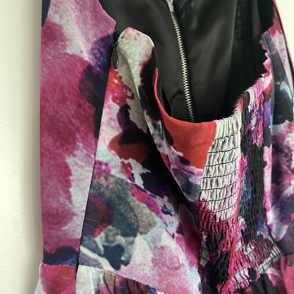 Guess Floral Corset Dress - Size 6 - Picture 5 of 8